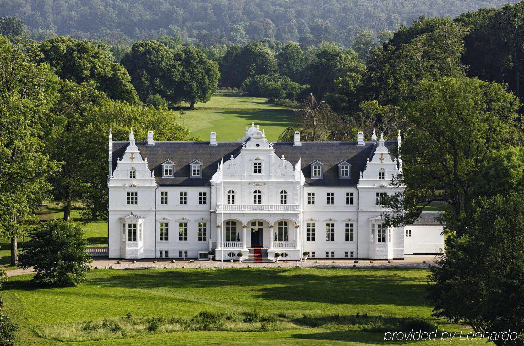 Отель Kokkedal Slot Copenhagen Хёрсхольм Экстерьер фото